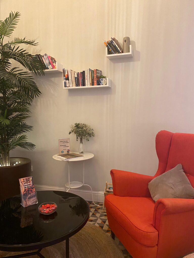 Rincón de lectura de Hotel Alcazaba Premium